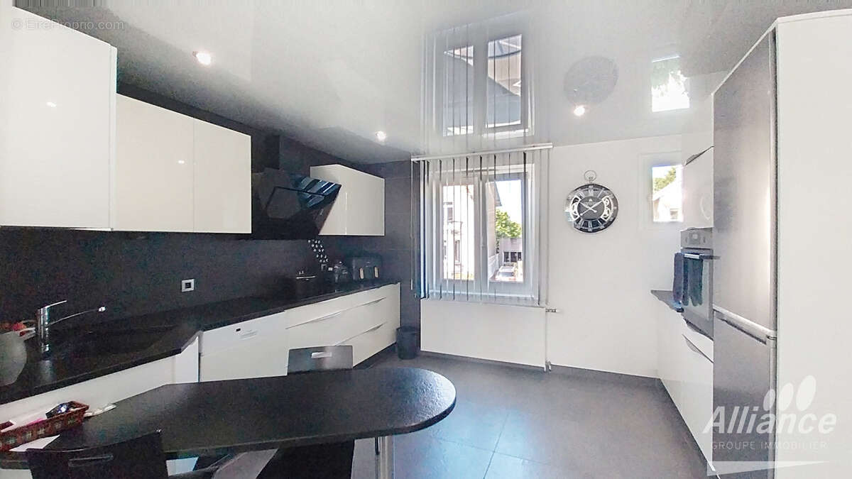 En impasse - maison 4 chambres - 115m2 - photo 10
