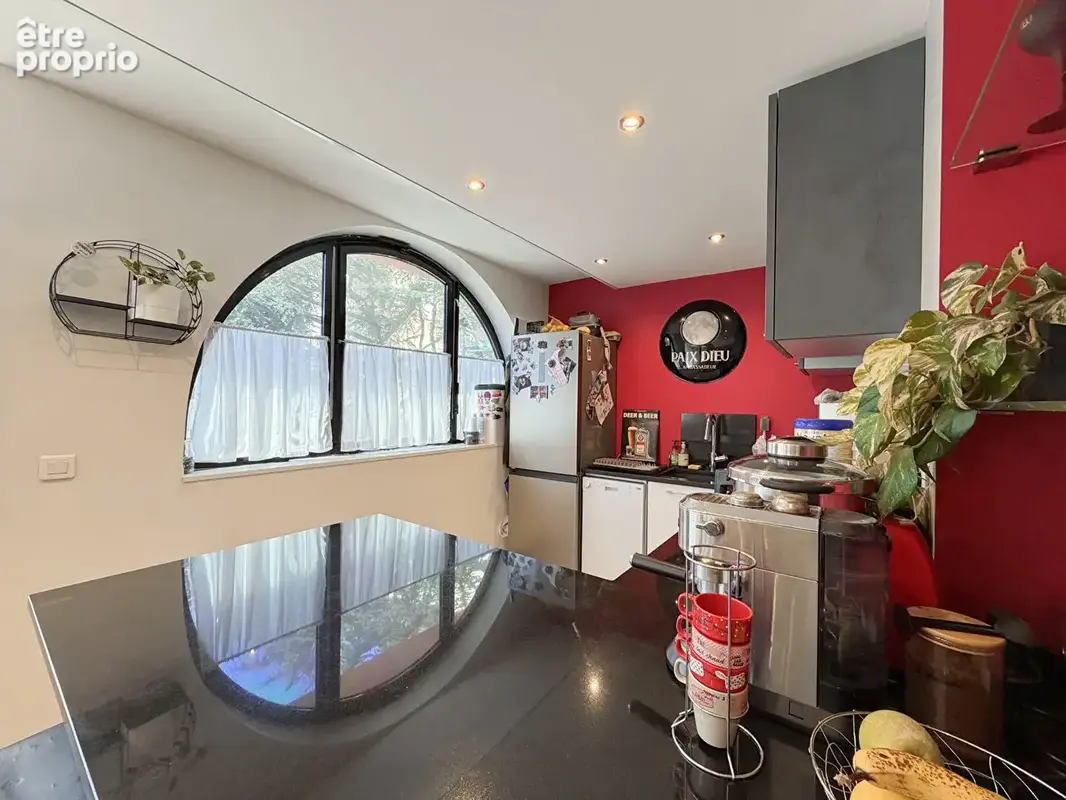 Appartement + local à vendre cluses centre-ville - photo 11