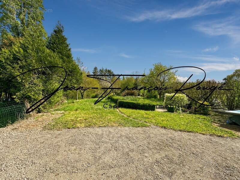 Maison à LA BARRE-DE-SEMILLY