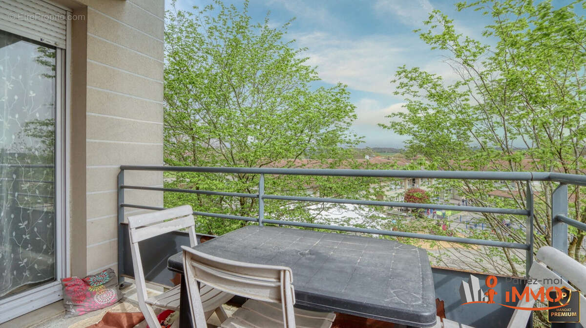 Appartement à L&#039;ISLE-D&#039;ABEAU