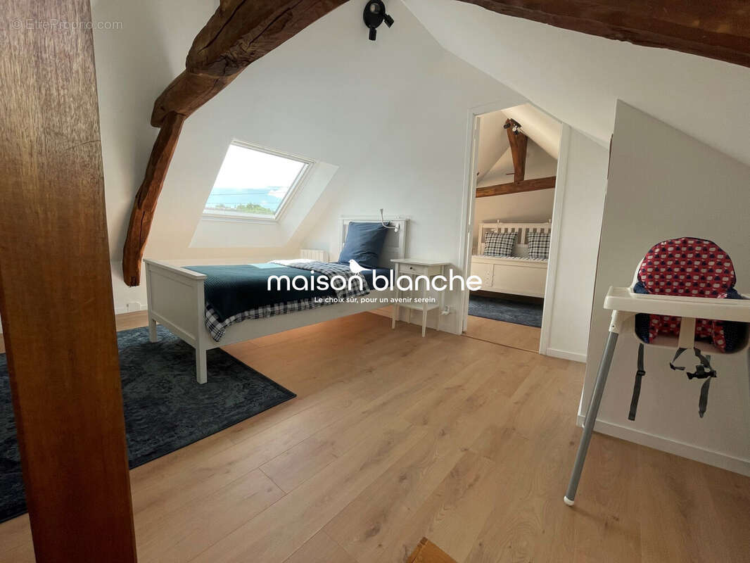Appartement à BOUCHEMAINE