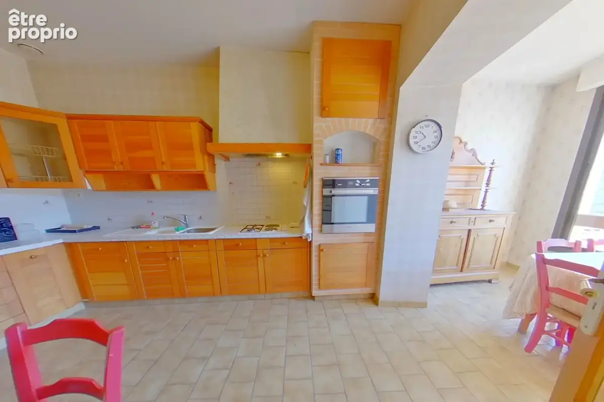 Appartement + 2 garages + dépendance , au centre de Caussade. Superbe projet ! - photo 5