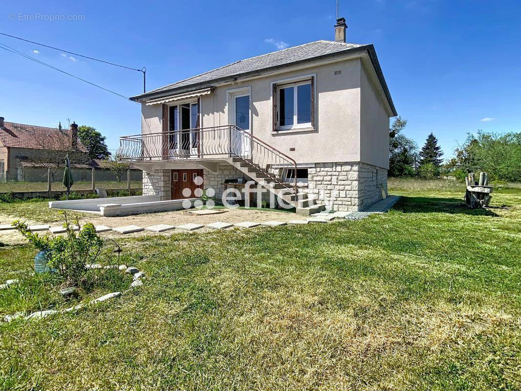 Maison à SAINT-MAURICE-SUR-FESSARD