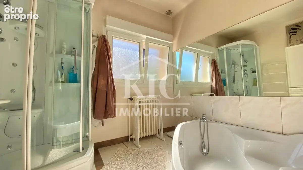 Carcassonne - ensemble immobilier avec entree privative - proche cite medievale - photo 8