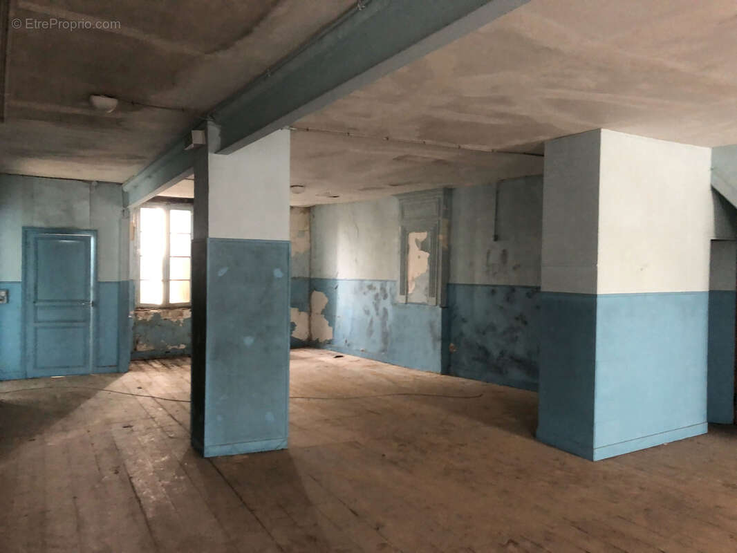 Appartement à BARBEZIEUX-SAINT-HILAIRE