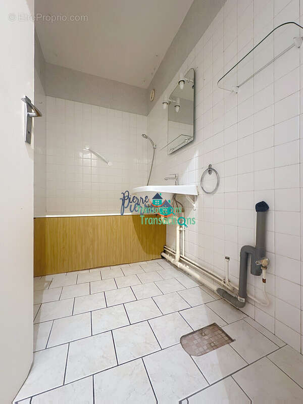 Appartement à LILLEBONNE