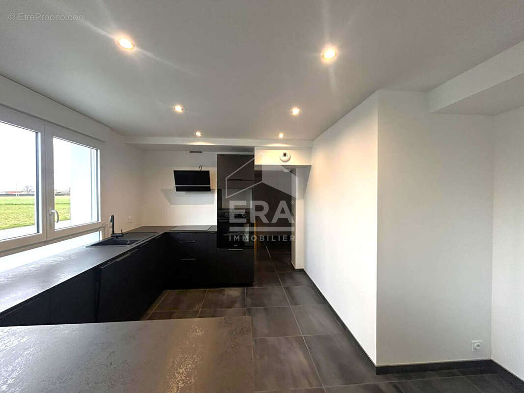 Maison à MUNCQ-NIEURLET