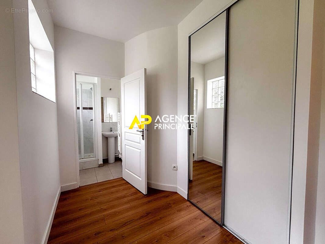 Sartrouville - La Vaudoire - Appartement 3 pièces 58.85 m2 avec parking - photo 9