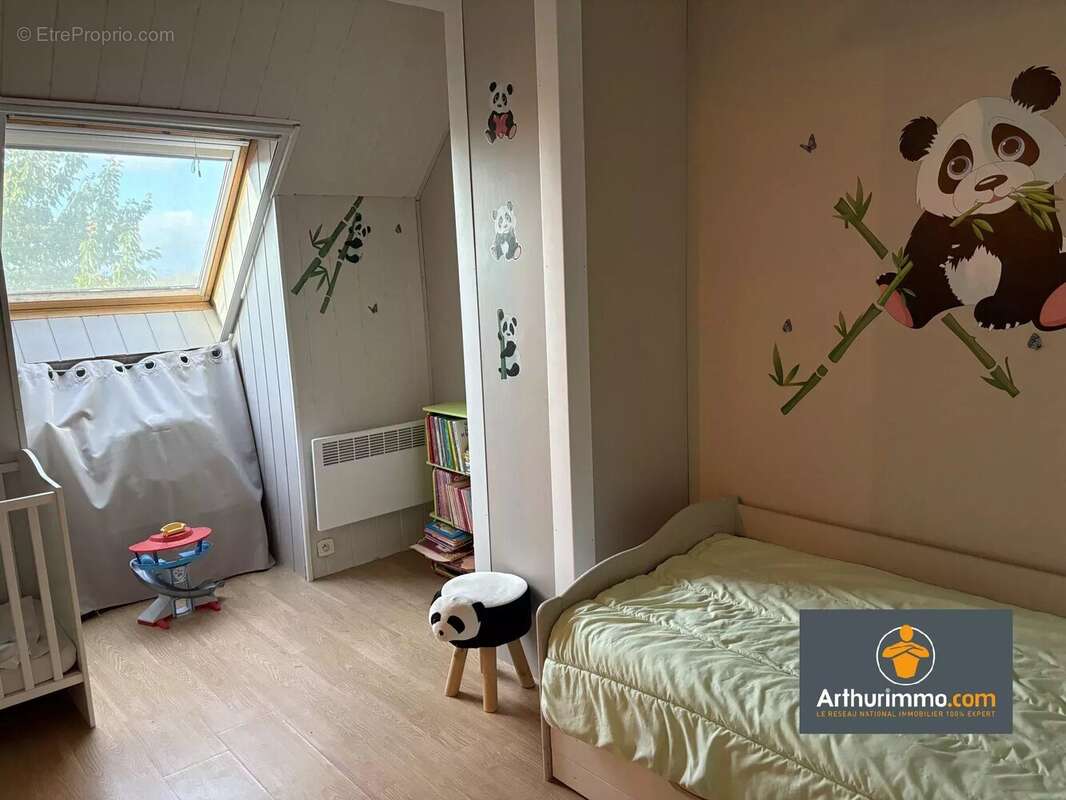 Maison à NEUFCHATEL-SUR-AISNE