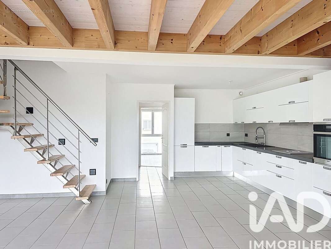 Photo 4 - Appartement à VIRY