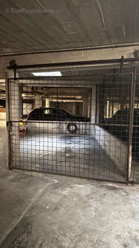 Place de parking - Sous-sol - Rue Matabiau - photo 5