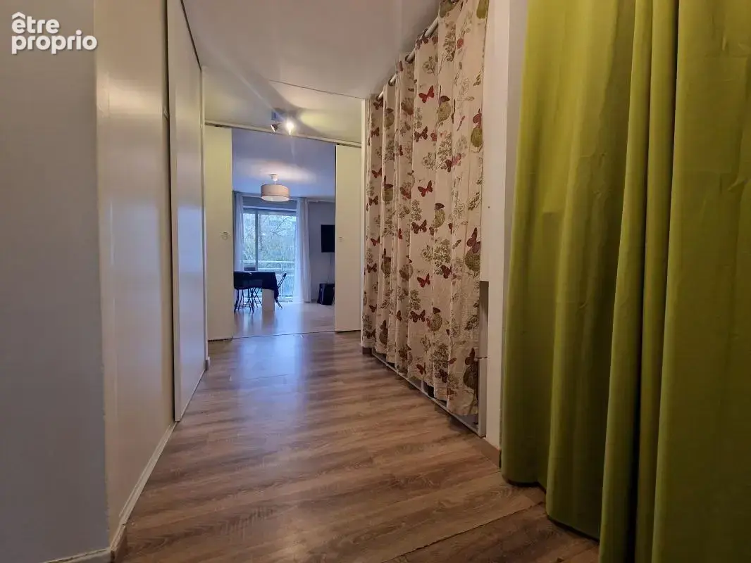 Appartement de 3 pièces traversant est-ouest,  situé au rez-de-chaussée surélevé et 1er étage, d’une superficie habitable de 68m - photo 8