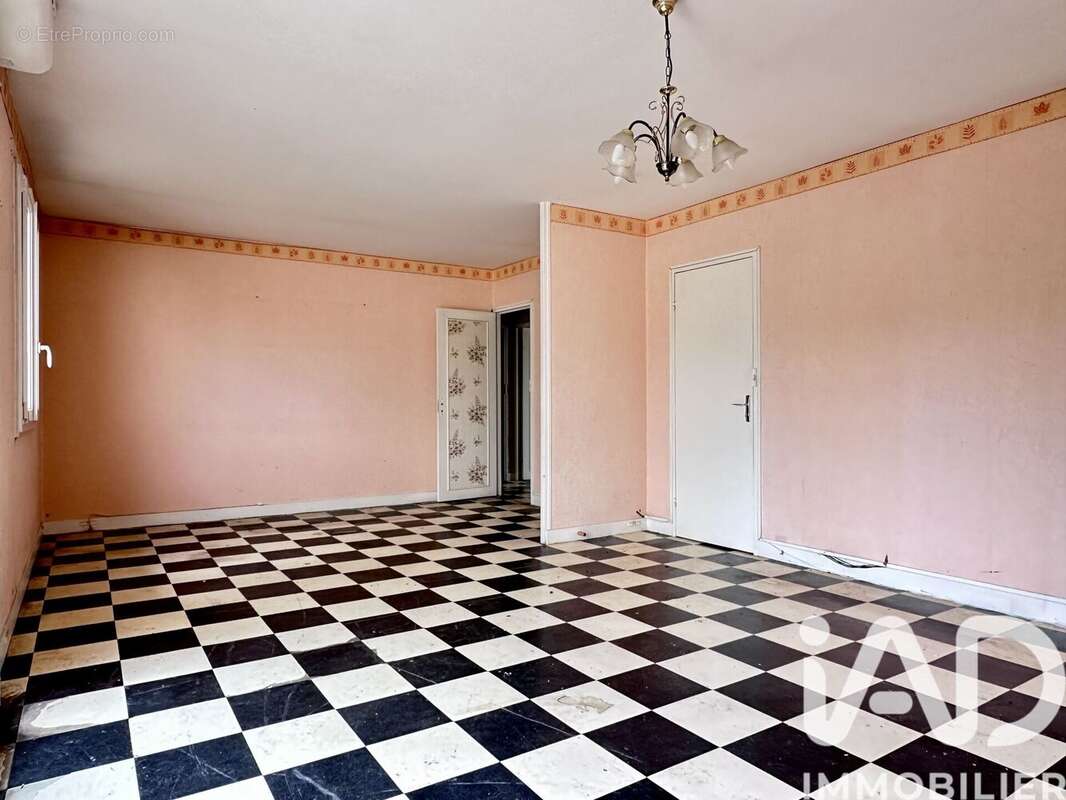 Photo 2 - Maison à CONFLANS-SAINTE-HONORINE