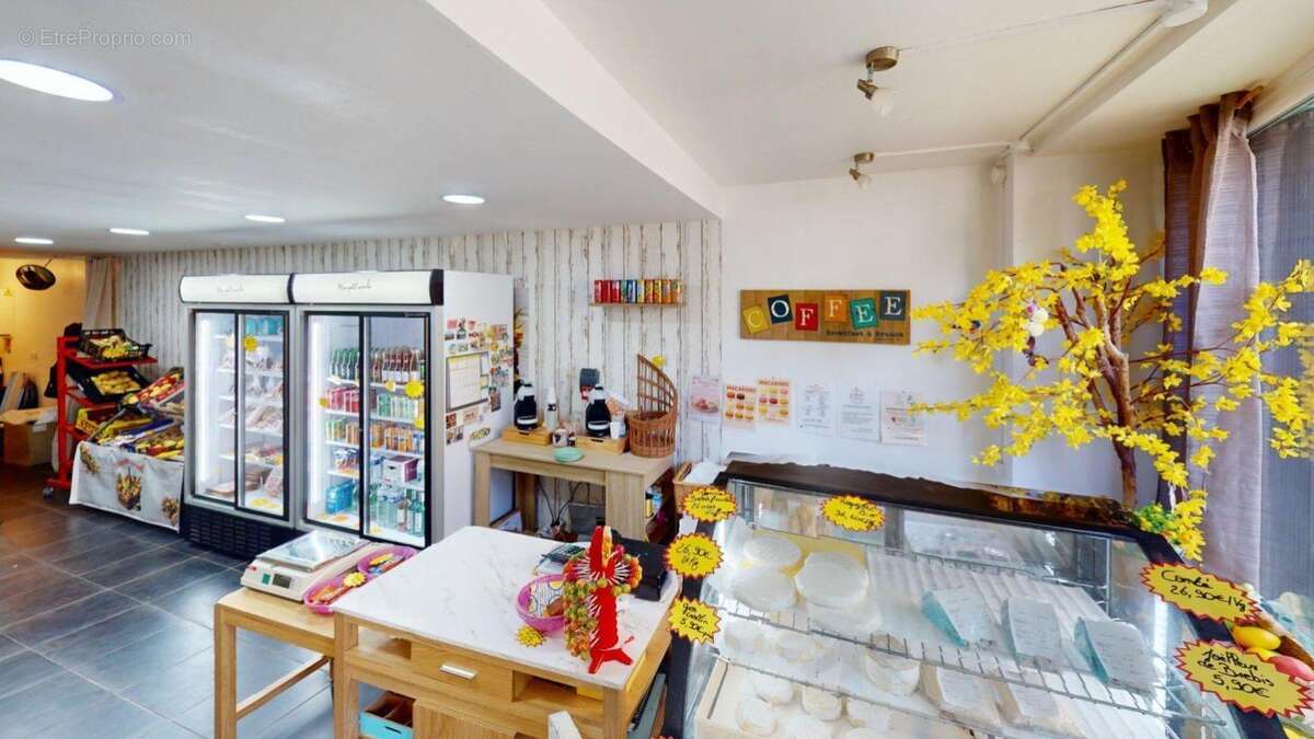 Commerce 37 m² à Pinet  - photo 2