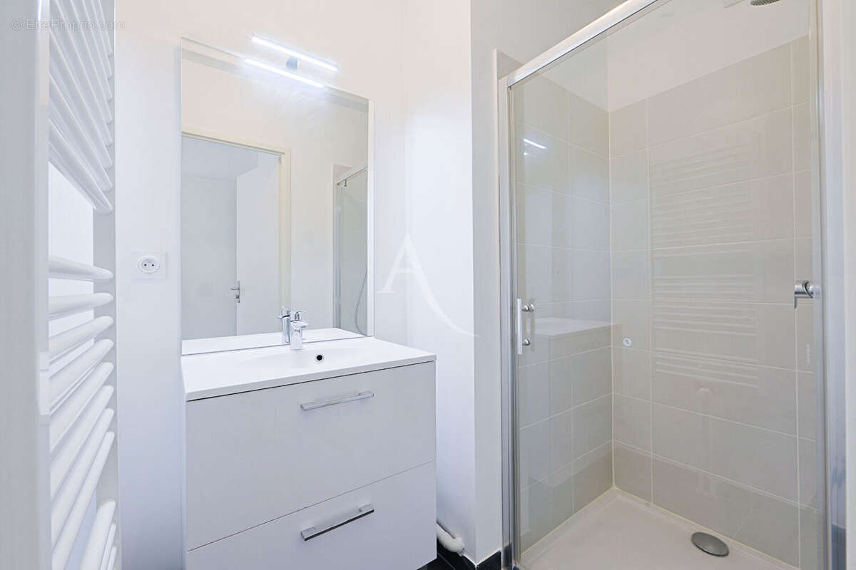 Appartement à SAINT-JEAN-DE-BRAYE
