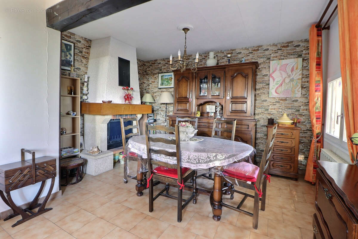 Maison à VILLENEUVE-LES-MAGUELONE