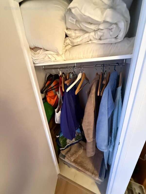   - Appartement à AX-LES-THERMES