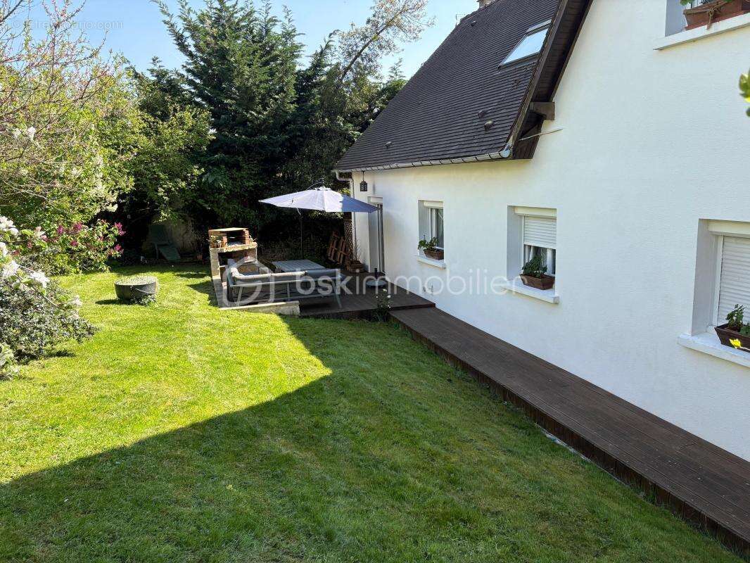 Maison à MARCOUSSIS