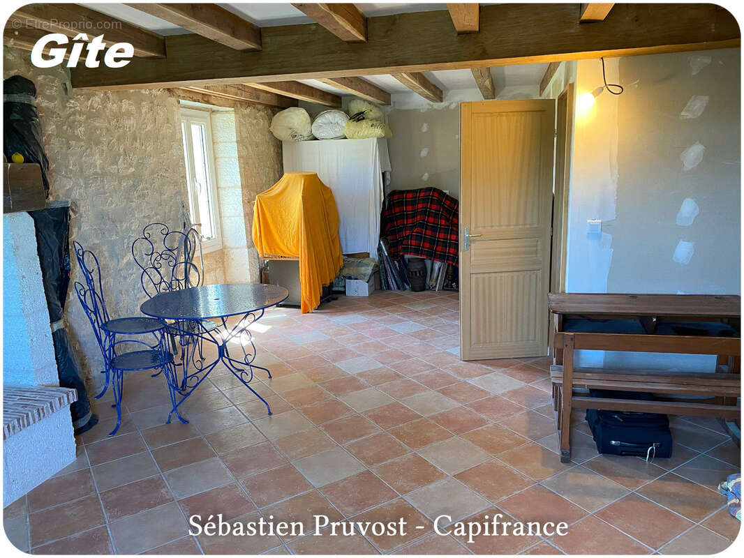 Champagnac de Belair (24), Dordogne, Maison en pierre à vendre, 211 m², 6 Pièces, Terrain 4 332 m², 5 chambres, Gîte, Atelier - photo 26