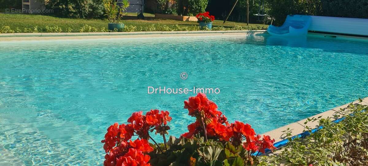 Maison 188 m² à Cavignac  - photo 11
