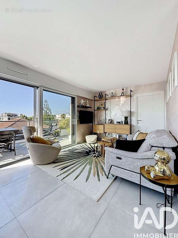 Photo 5 - Appartement à SAINT-LAURENT-DU-VAR