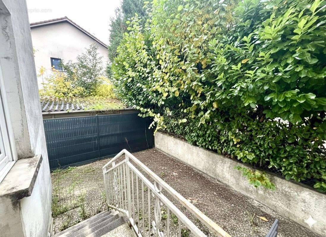 Appartement à HOUDEMONT