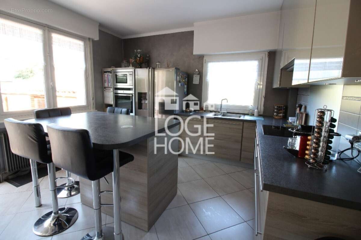 Maison à COURRIERES