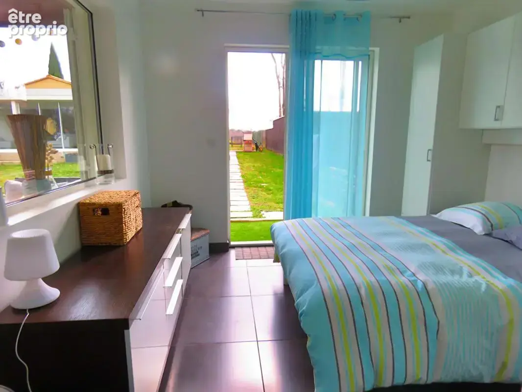 Belle maison familiale récente avec piscine sur grand jardin avec vue forêt à Camarsac - photo 11