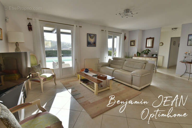 Maison à NISSAN-LEZ-ENSERUNE