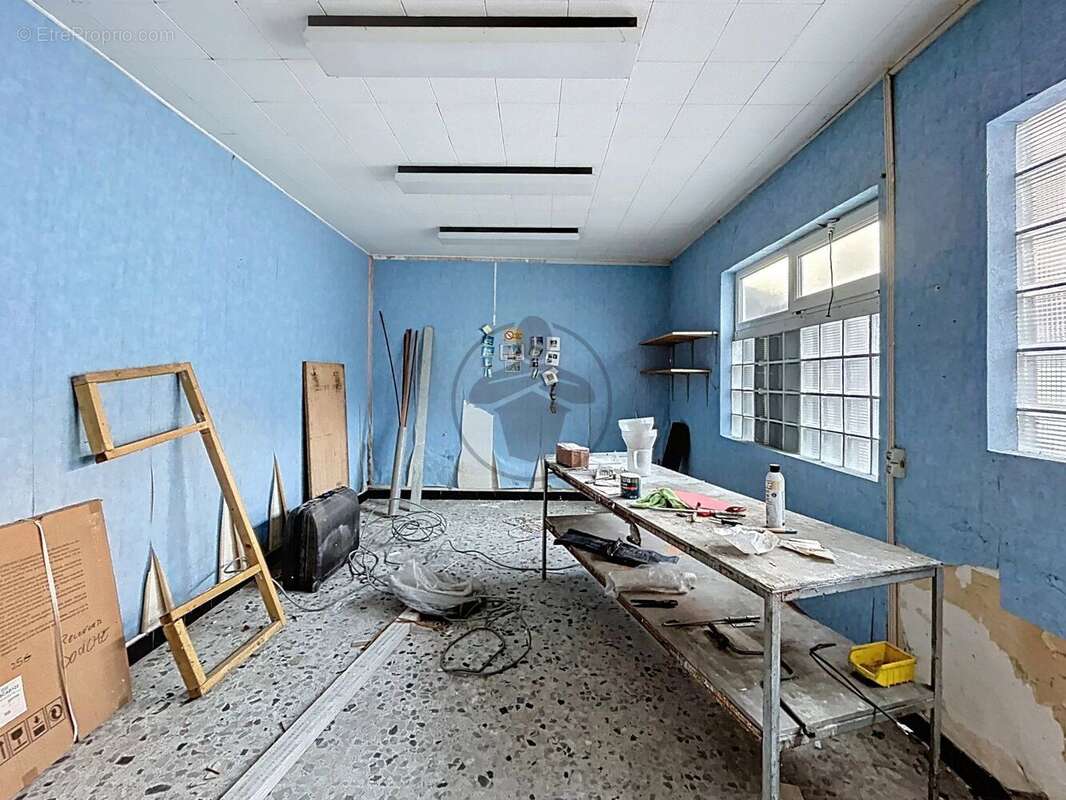 Commerce à SAINT-QUENTIN