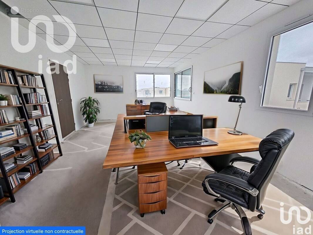 Photo 1 - Commerce à TOURBES