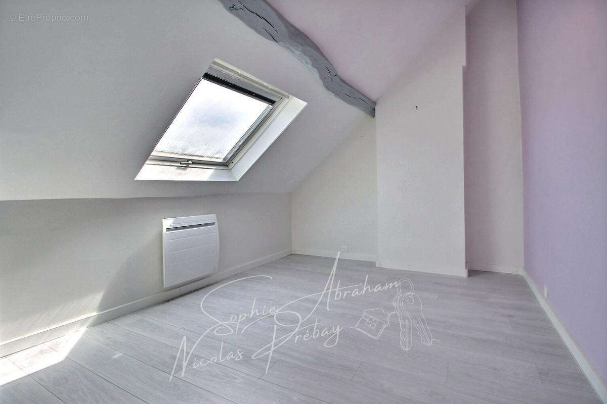 Maison en pierres avec cour et jardin - photo 9