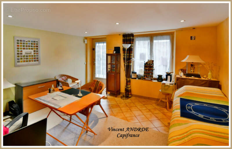 Maison à MAROLLES-EN-HUREPOIX