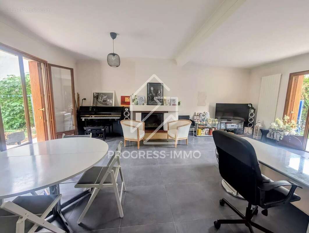 Maison à JOINVILLE-LE-PONT