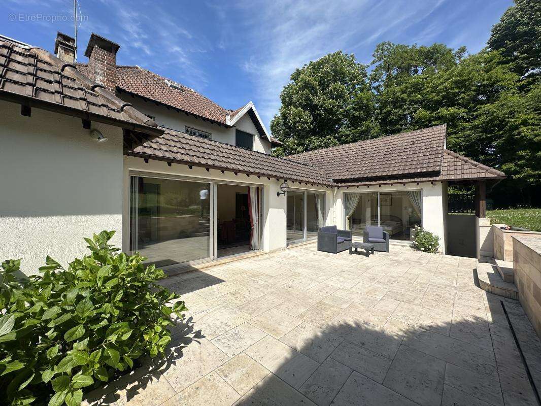 Maison 192 m² à Coulommiers  - photo 3
