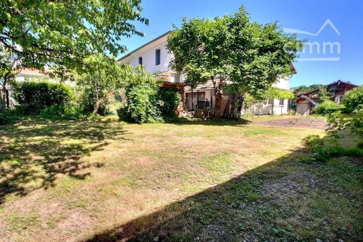 A vendre - maison mitoyenne type 7p+c - tencin - photo 14