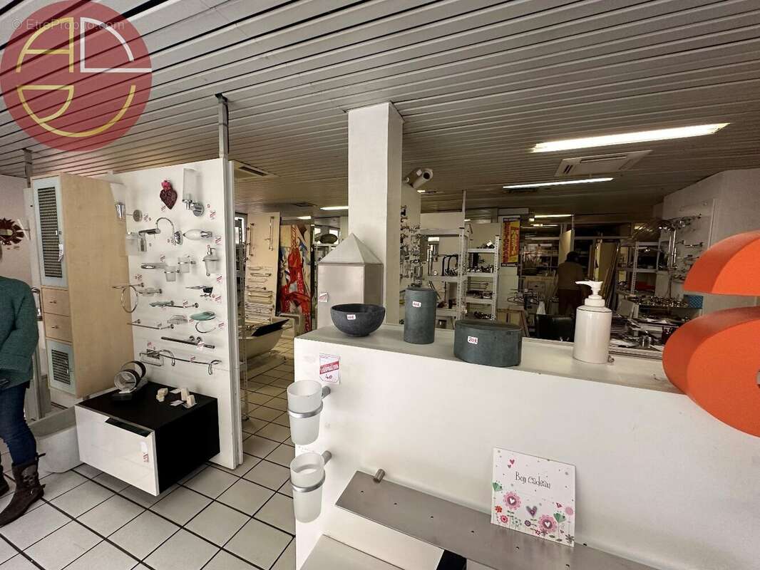 Commerce 102 m² à Toulouse  - photo 2