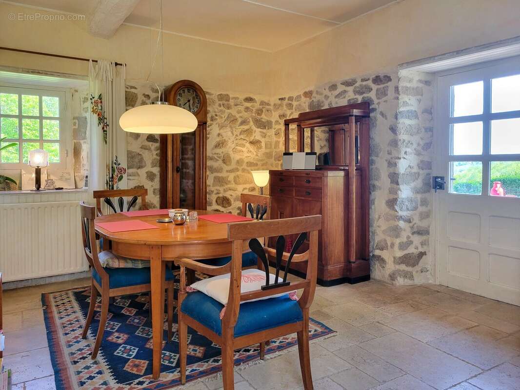 Maison à MARTIEL