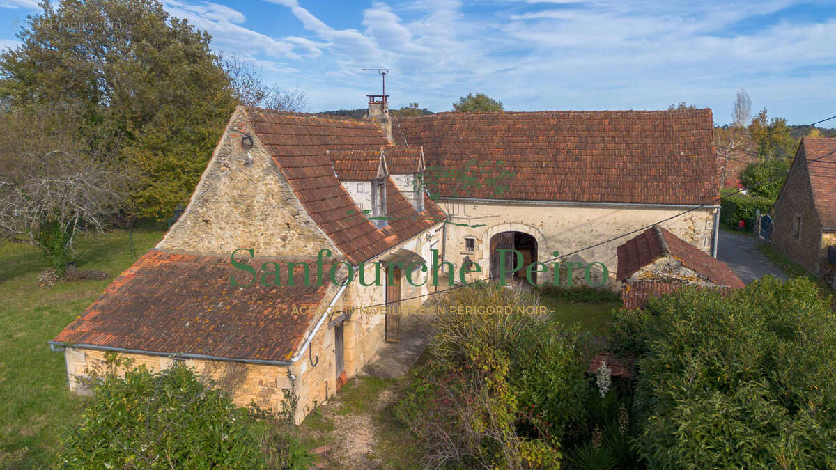 Maison à SARLAT-LA-CANEDA