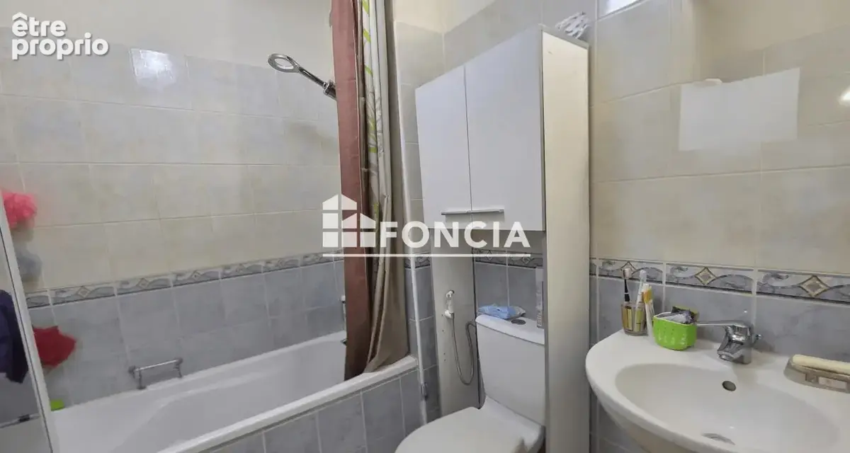 Appartement t1 bis de 37 m² - avenue jean mermoz à pau - photo 3