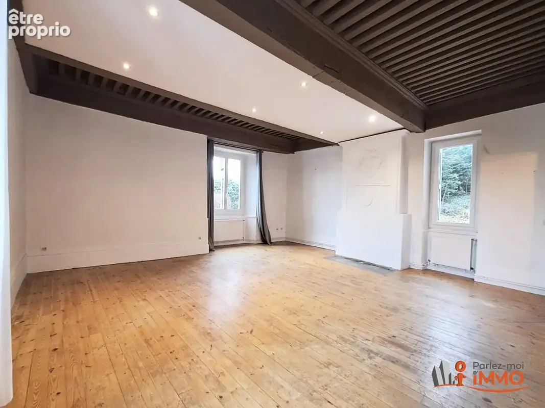 Appartement 137 m² à Roche-La-Moliere  - photo 3