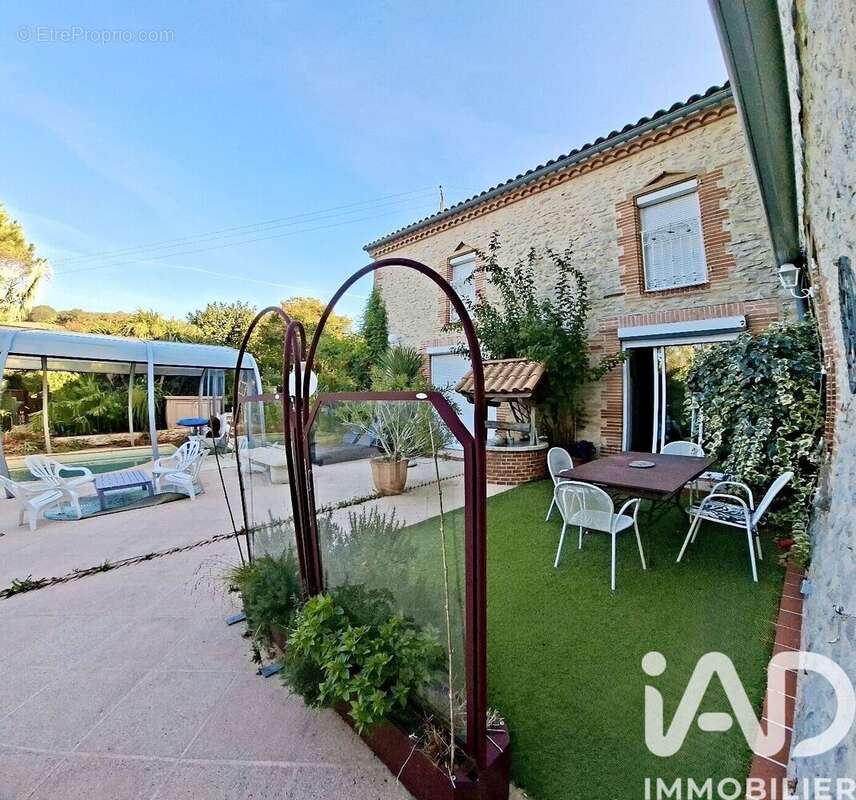 Photo 2 - Maison à CADALEN