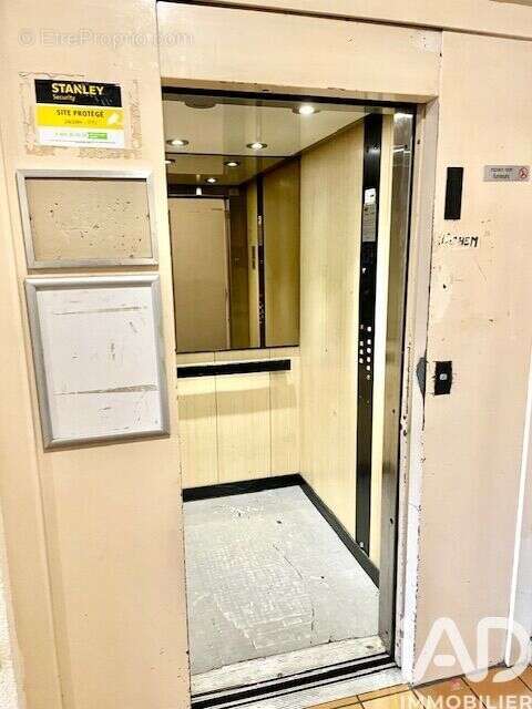 Photo 7 - Appartement à CHOISY-LE-ROI