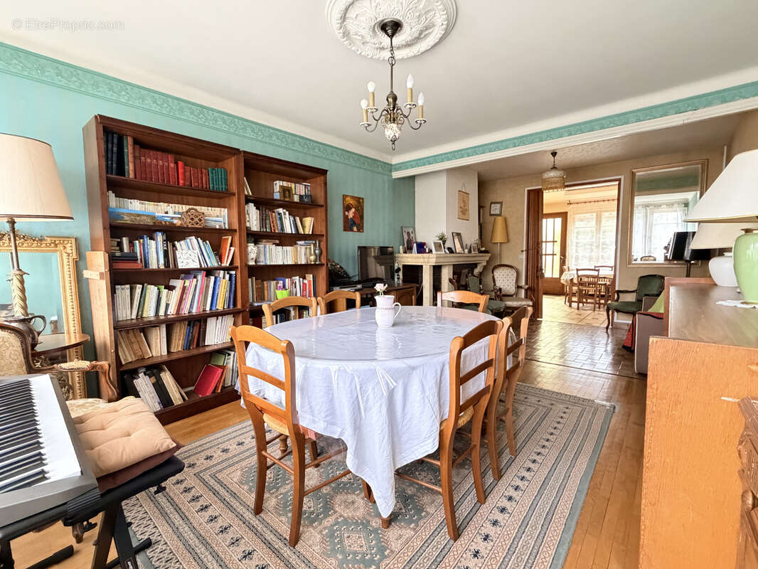 Maison à JAUNAY-CLAN