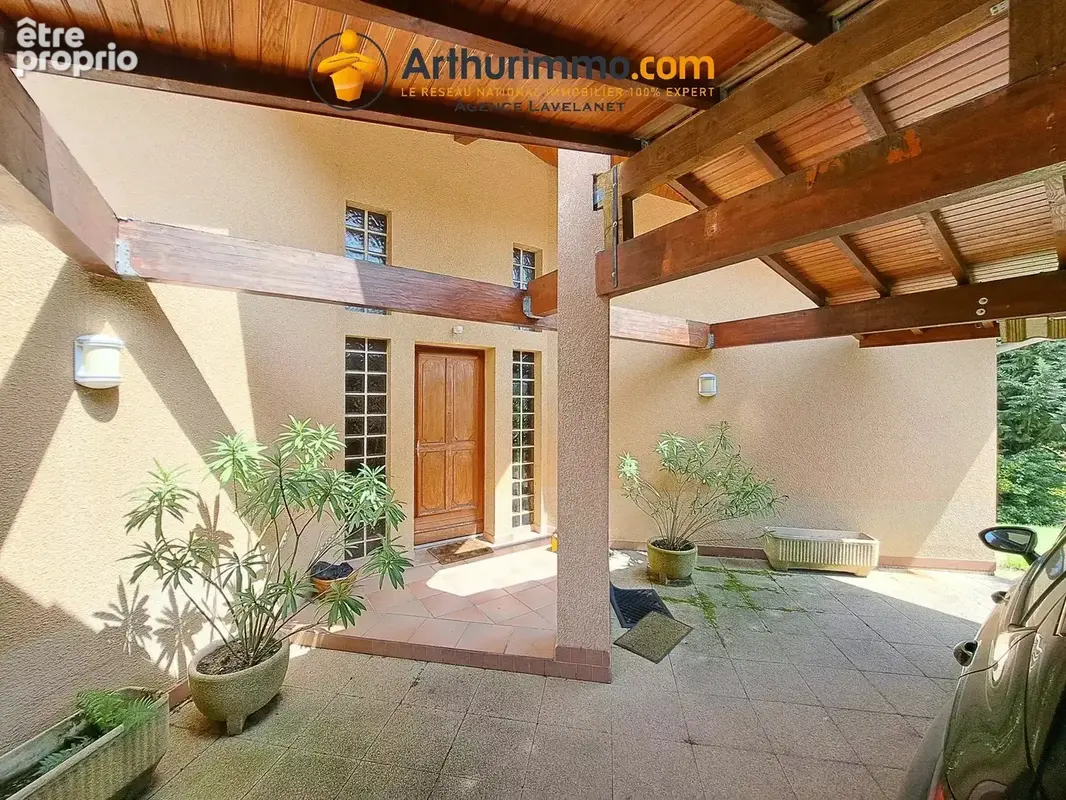 Maison d'architecte, 4 chambres et jardin arboré. - photo 4