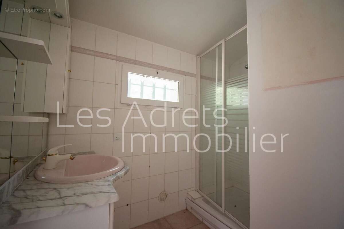 Propriété avec terrain plat et vue Estérel - photo 18