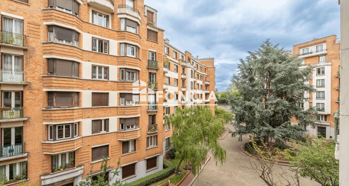 Appartement à PARIS-19E