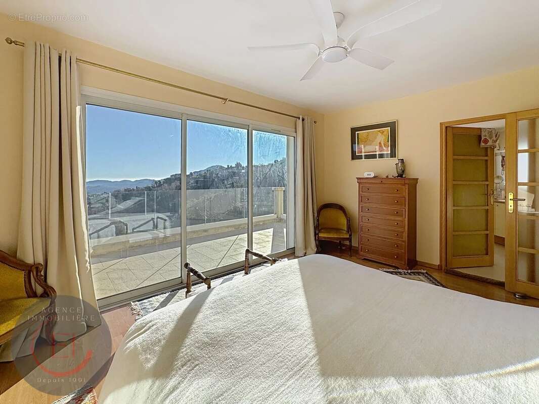 Maison à LES ADRETS-DE-L'ESTEREL