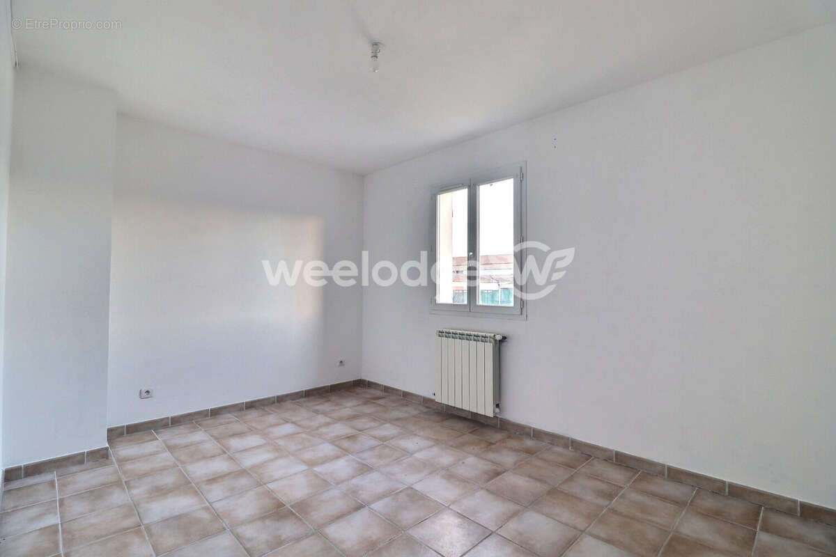 Maison à PEYROLLES-EN-PROVENCE