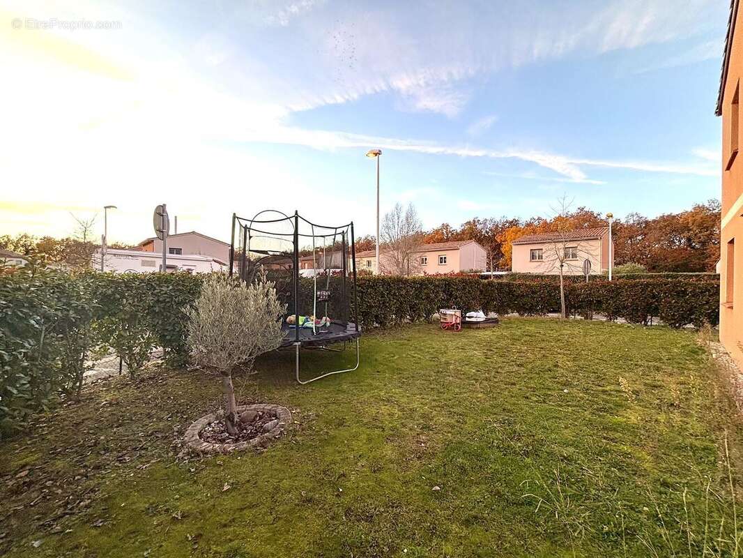 Maison à LA SALVETAT-SAINT-GILLES